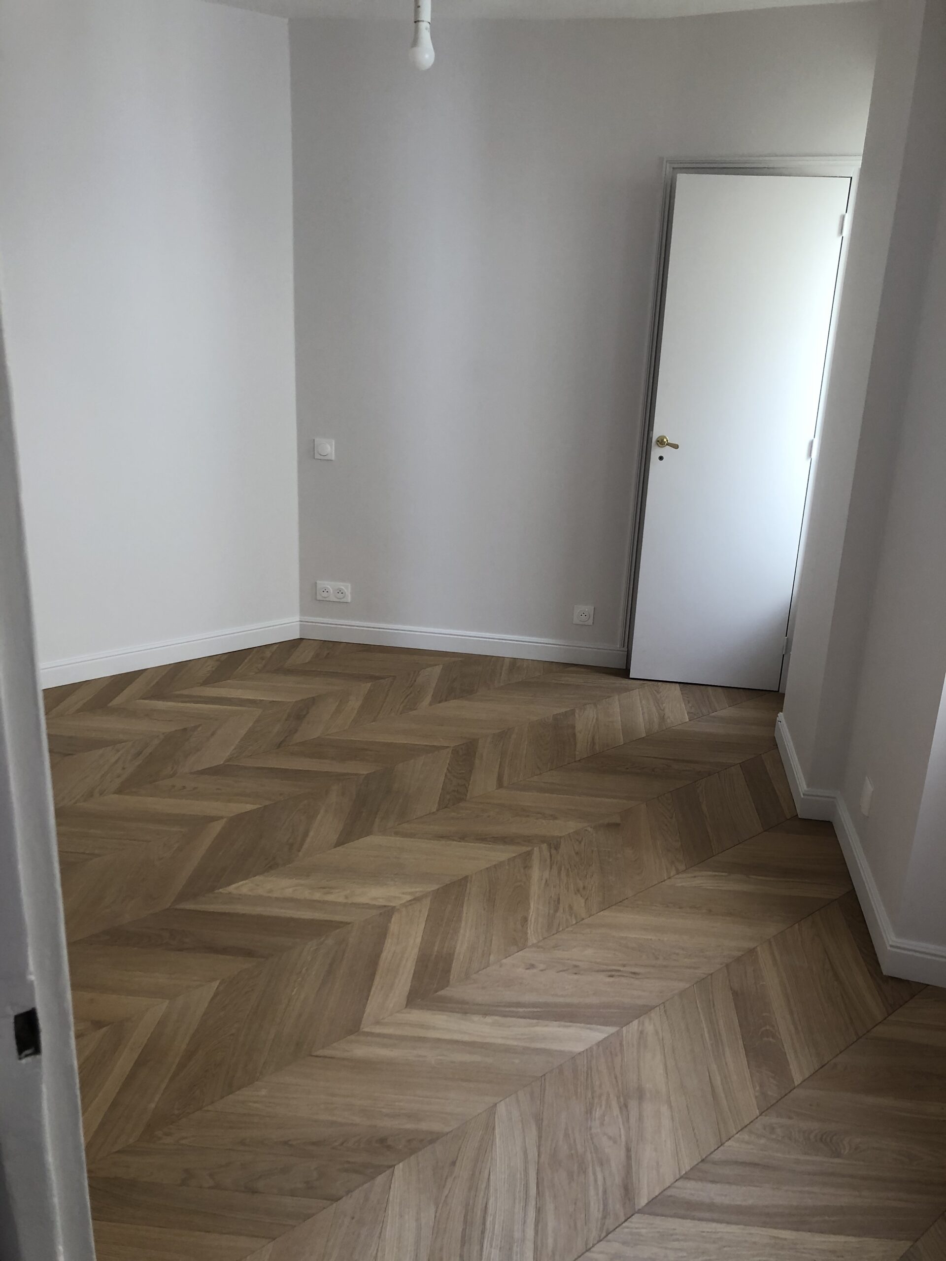 Parquet ancien rénové Paris, salon haussmannien