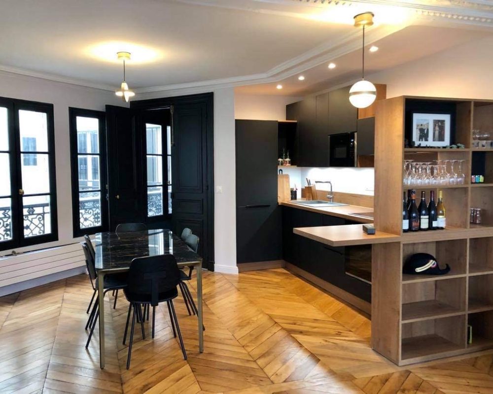 Salle à manger moderne parisienne